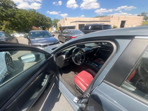 Used 2025 MAZDA MAZDA3 s AWD/4WD image 2