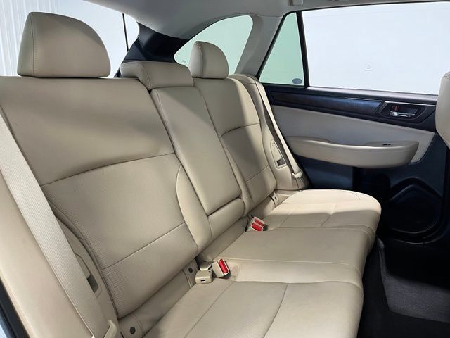Used 2016 Subaru Outback 2.5i Limited AWD/4WD image 14