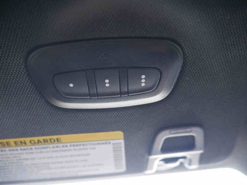 Certified 2022 Jeep Grand Cherokee Overland w/ MOPAR Finishing Package AWD/4WD image 34