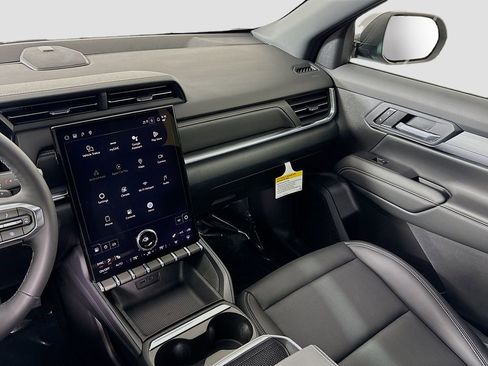 New 2026 GMC Terrain Elevation w/ Elevation Premium Package image 22