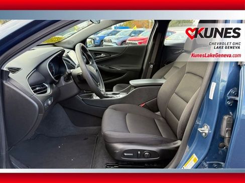 Used 2024 Chevrolet Malibu LT image 14