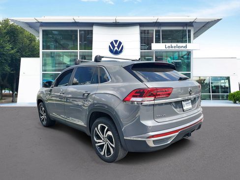 Used 2023 Volkswagen Atlas Cross Sport SEL AWD/4WD image 4