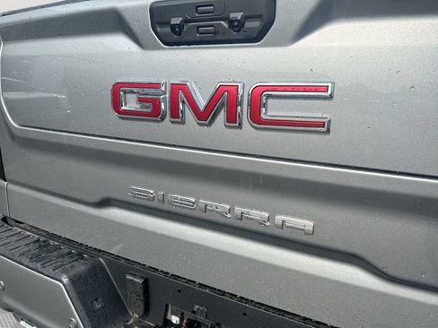 New 2026 GMC Sierra 1500 AT4 w/ AT4 Premium Package AWD/4WD image 28