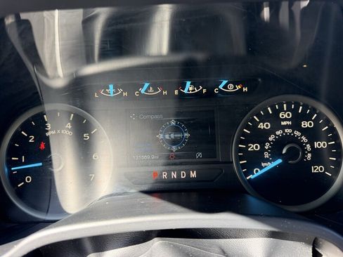 Used 2018 Ford F150 XLT w/ Equipment Group 302A Luxury AWD/4WD image 16