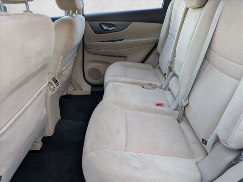 Used 2016 Nissan Rogue S image 17