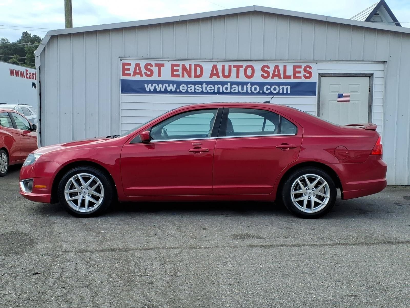 Used 2012 Ford Fusion SEL FWD image 2