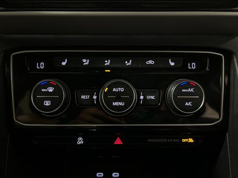 Used 2021 Volkswagen Atlas SEL AWD/4WD image 10
