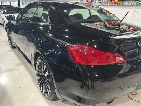 Used 2013 INFINITI G37 Convertible w/ Premium Pkg RWD image 3