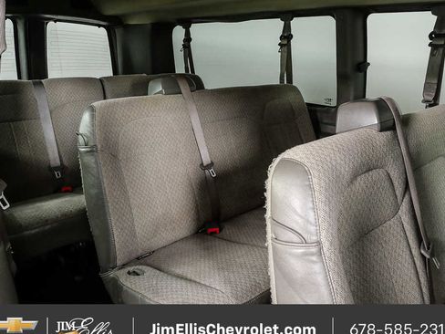 Used 2020 Chevrolet Express 3500 LT w/ LT Preferred Equipment Group RWD image 16