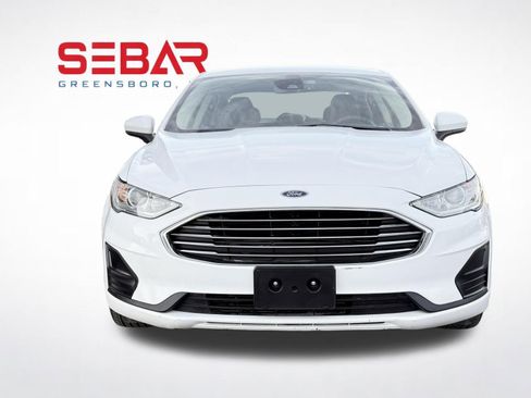 Used 2020 Ford Fusion SE FWD image 3