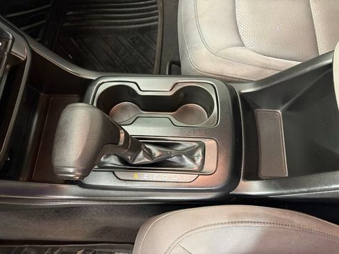 Used 2020 Chevrolet Colorado W/T w/ WT Convenience Package RWD image 26