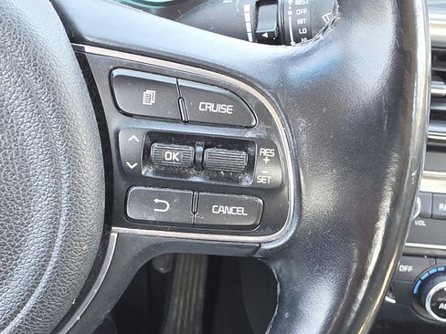 Used 2018 Kia Optima EX w/ Premium Package FWD image 14