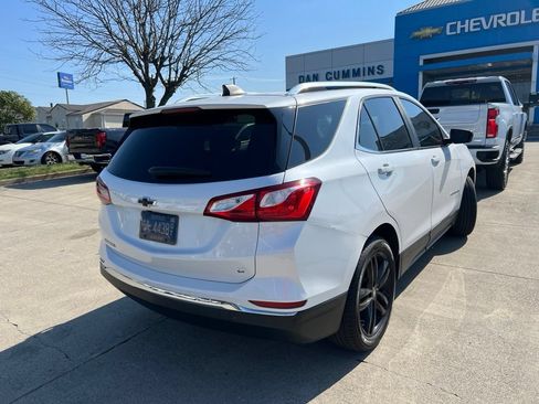 Used 2021 Chevrolet Equinox LT FWD image 3