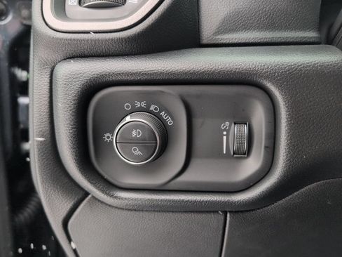 New 2026 RAM 2500 Tradesman AWD/4WD image 18