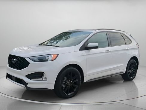 Certified 2022 Ford Edge ST-Line AWD/4WD image 13