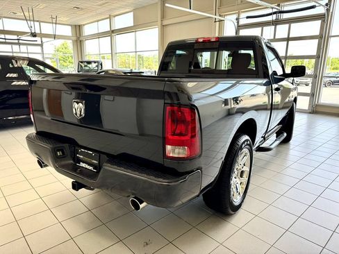 Used 2013 RAM 1500 Express RWD image 5