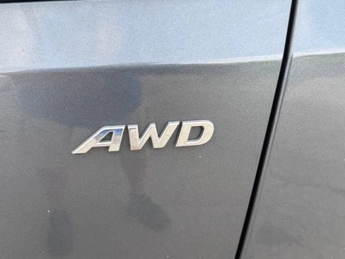 Used 2018 Hyundai Tucson Value AWD/4WD image 11