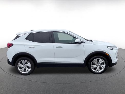 Used 2025 Buick Encore GX Preferred FWD image 16