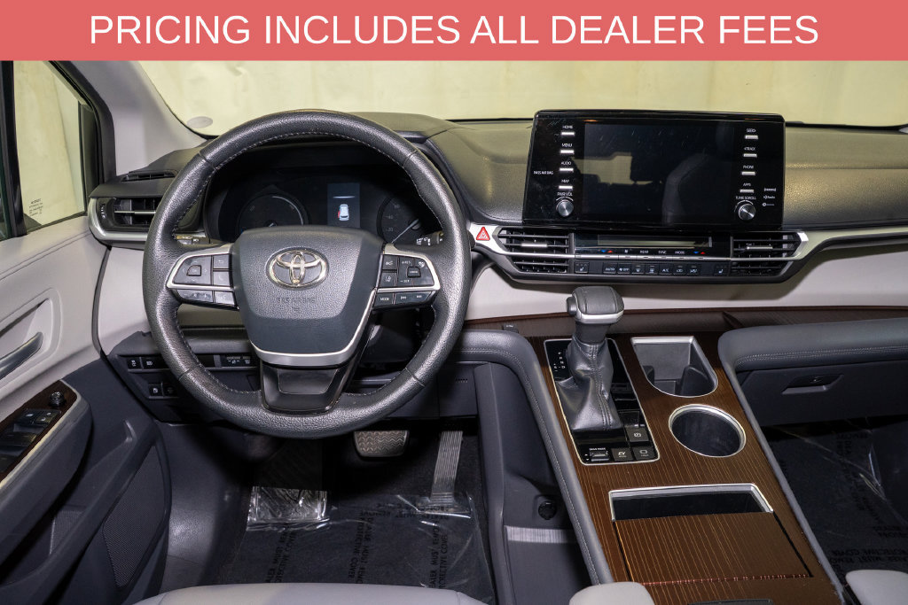 Used 2021 Toyota Sienna XLE FWD image 7