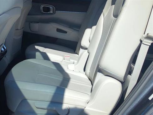 Used 2021 Kia Sorento SX image 17