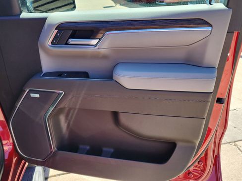 New 2026 GMC Sierra 1500 SLT image 36