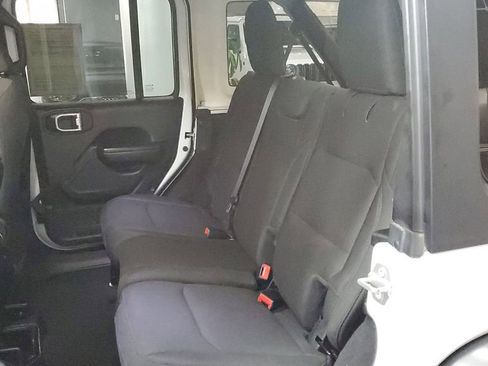 Used 2020 Jeep Wrangler Unlimited Sport S image 13