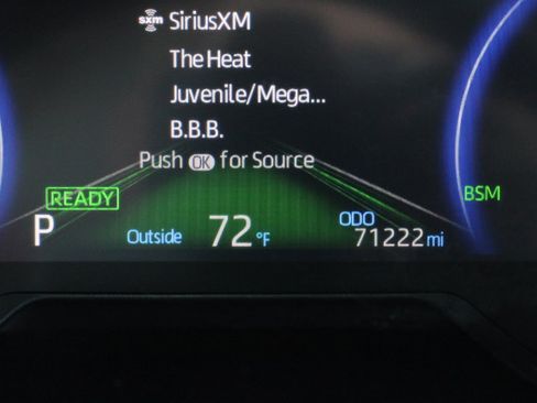 Used 2024 Toyota RAV4 XLE w/ Convenience Package image 30