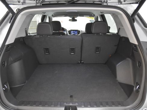 Used 2023 GMC Terrain SLE w/ Driver Convenience Package FWD image 38