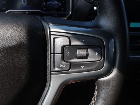Used 2023 Chevrolet Silverado 1500 LT AWD/4WD image 38