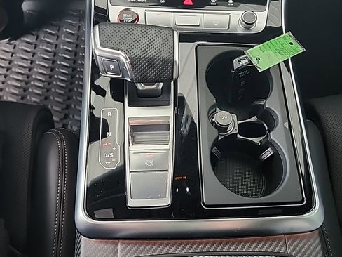Used 2025 Audi SQ7 Prestige image 30