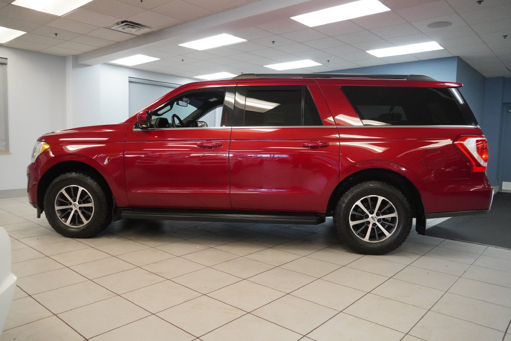 Used 2018 Ford Expedition Max XLT AWD/4WD image 2