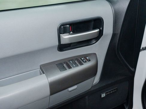 Used 2010 Toyota Sequoia Limited image 15