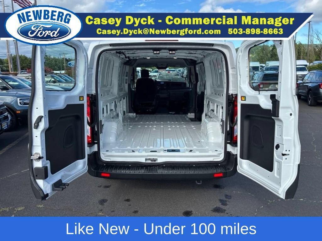 Used 2024 Ford Transit 250 Low Roof RWD image 12