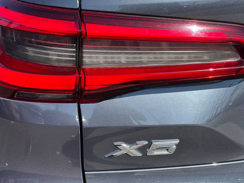 Used 2019 BMW X5 xDrive40i w/ Premium Package 2 AWD/4WD image 26