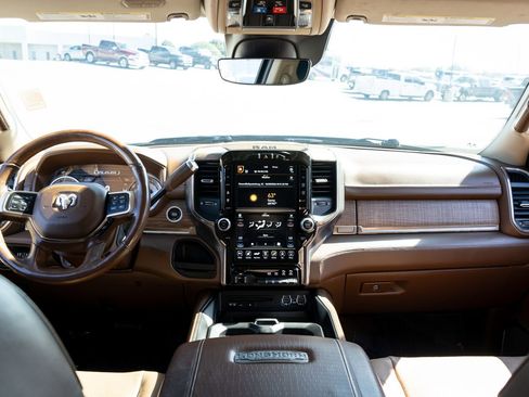 Used 2019 RAM 2500 Limited RWD image 29
