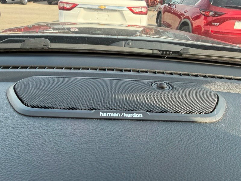 Used 2023 RAM 1500 Laramie AWD/4WD image 11