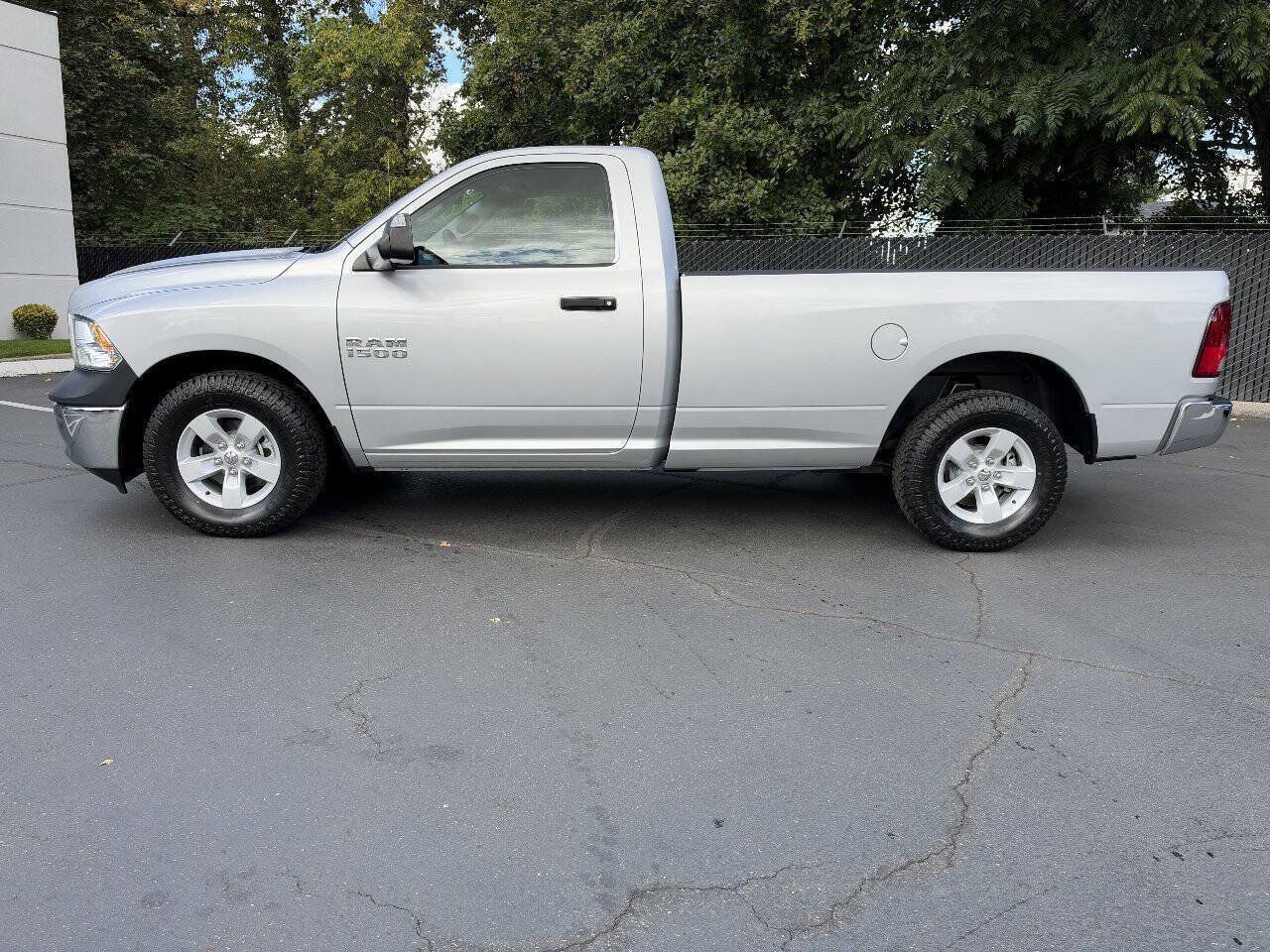 Used 2014 RAM 1500 Tradesman w/ Power & Remote Entry Group RWD image 2