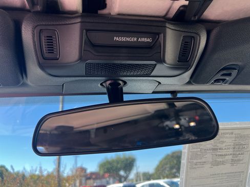 Used 2024 Jeep Gladiator Sport image 31