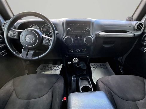Used 2013 Jeep Wrangler Sport AWD/4WD image 16