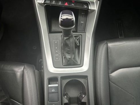 Used 2023 Audi Q3 2.0T Premium image 19