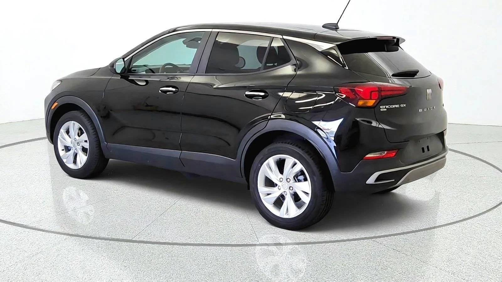 Used 2024 Buick Encore GX Preferred AWD/4WD image 6