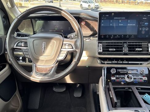 Used 2023 Lincoln Navigator L Reserve image 20