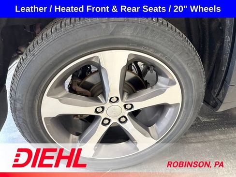Used 2023 Jeep Grand Cherokee Limited w/ MOPAR Finishing Package AWD/4WD image 8