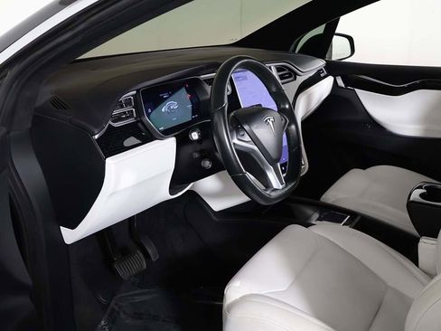 Used 2017 Tesla Model X 100D image 23