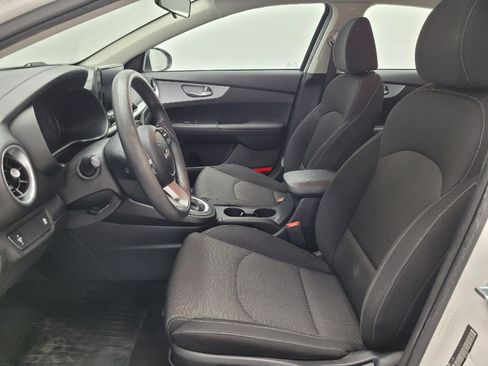 Used 2023 Kia Forte LXS FWD image 17