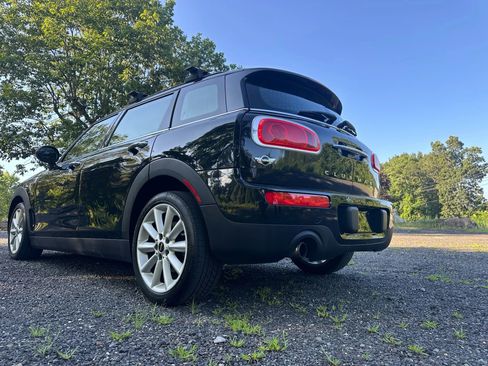 Used 2016 MINI Cooper Clubman image 11