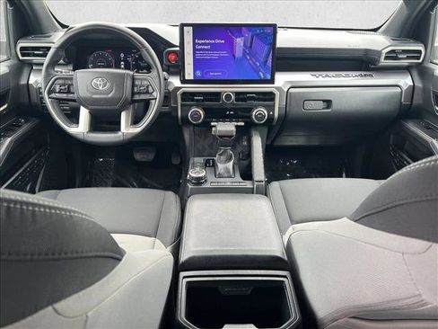 Certified 2025 Toyota Tacoma TRD Off-Road image 19