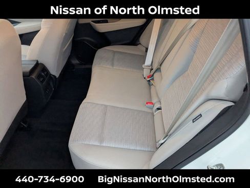 Certified 2023 Nissan Rogue SV image 24