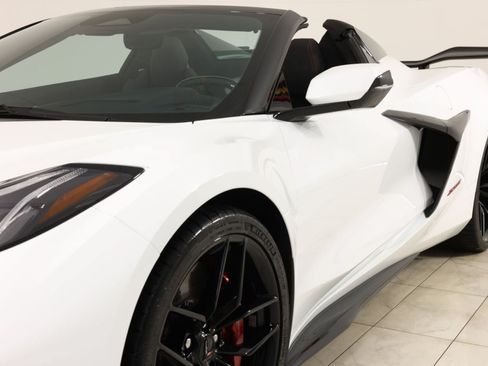 Used 2025 Chevrolet Corvette Z06 w/ Z07 Performance Package RWD image 49