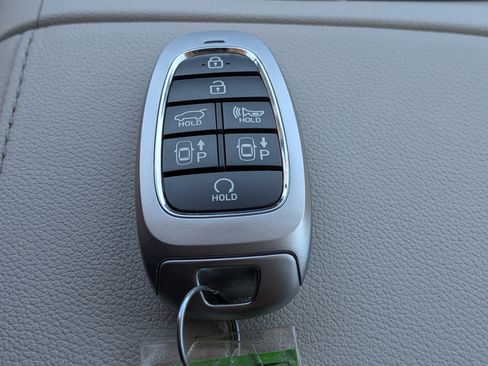 Used 2023 Hyundai Tucson Limited image 38